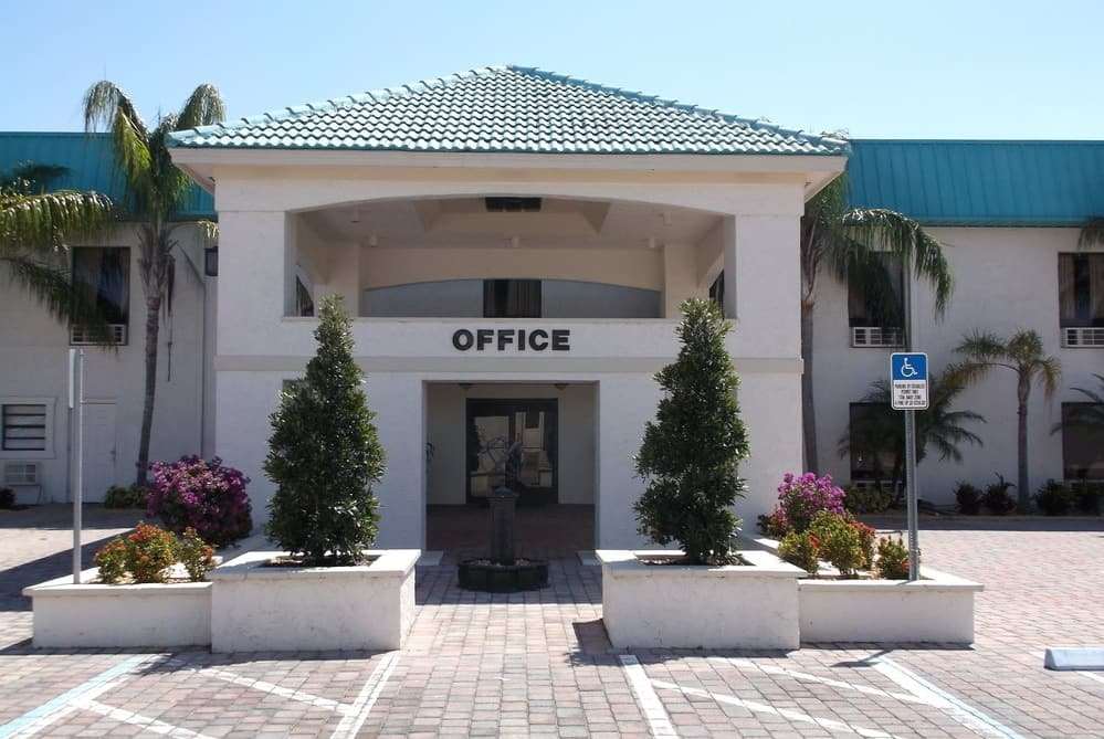 Days Inn By Wyndham Lake Okeechobee