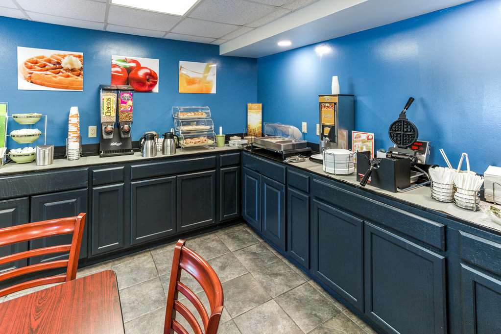 Quality Inn & Suites - thumb 13