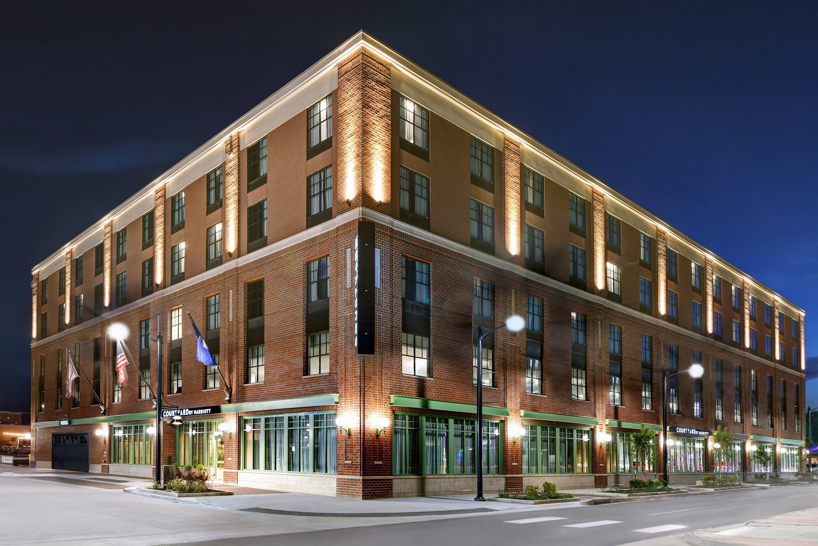 Courtyard By Marriott Manhattan - thumb 1