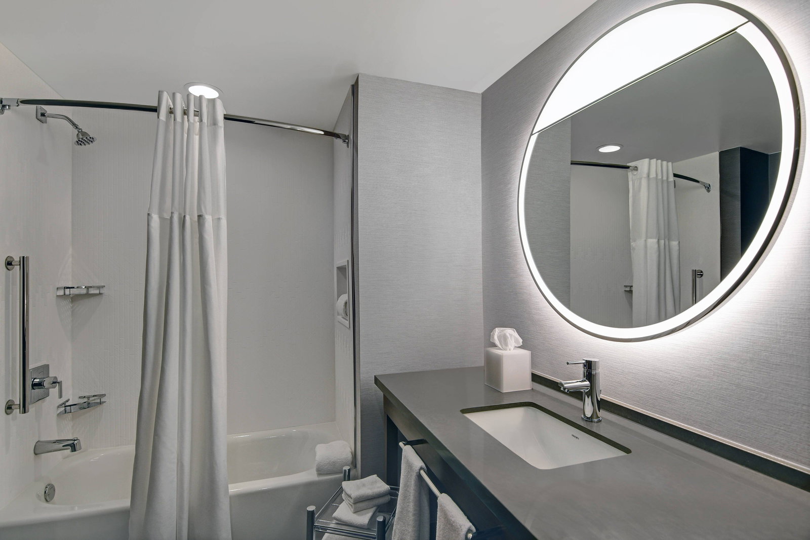 Courtyard By Marriott Manhattan - thumb 7