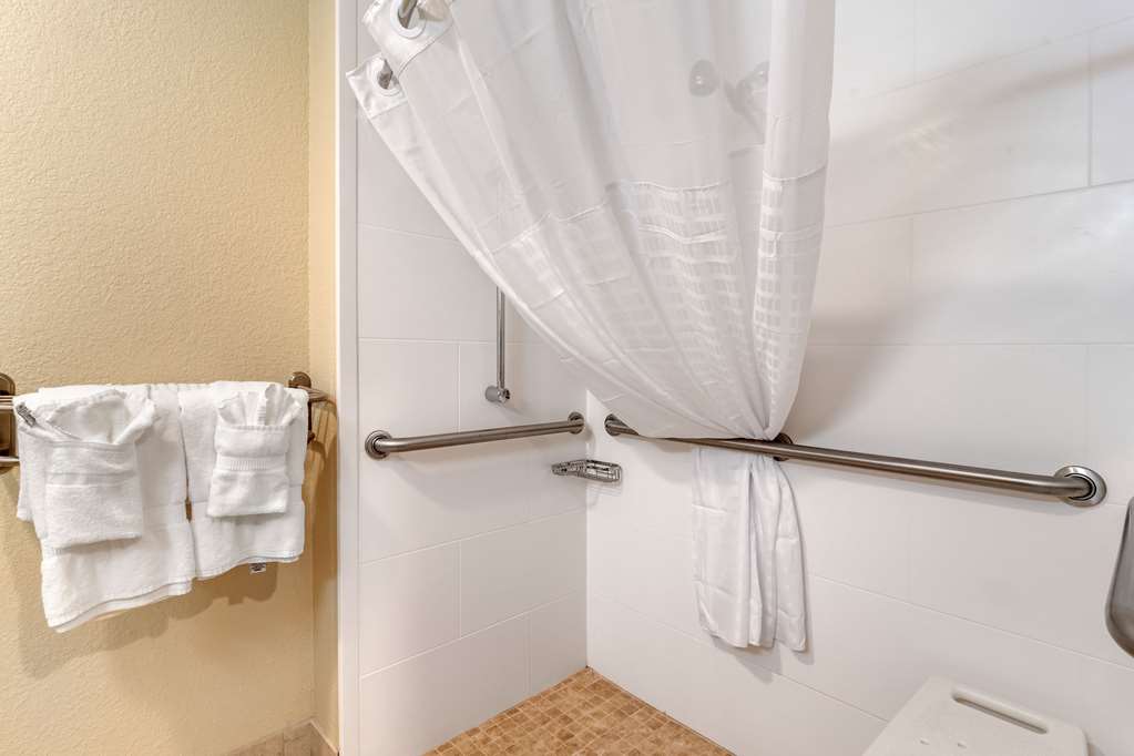 Comfort Inn - thumb 7