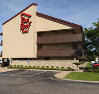 Red Roof Inn Akron - Tourism House