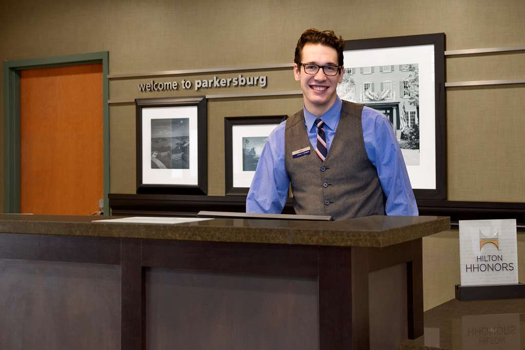 Hampton Inn & Suites Parkersburg Dtwn - thumb 3