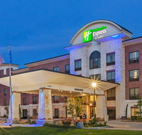 Holiday Inn Express  Suites Duncan - Tourism House