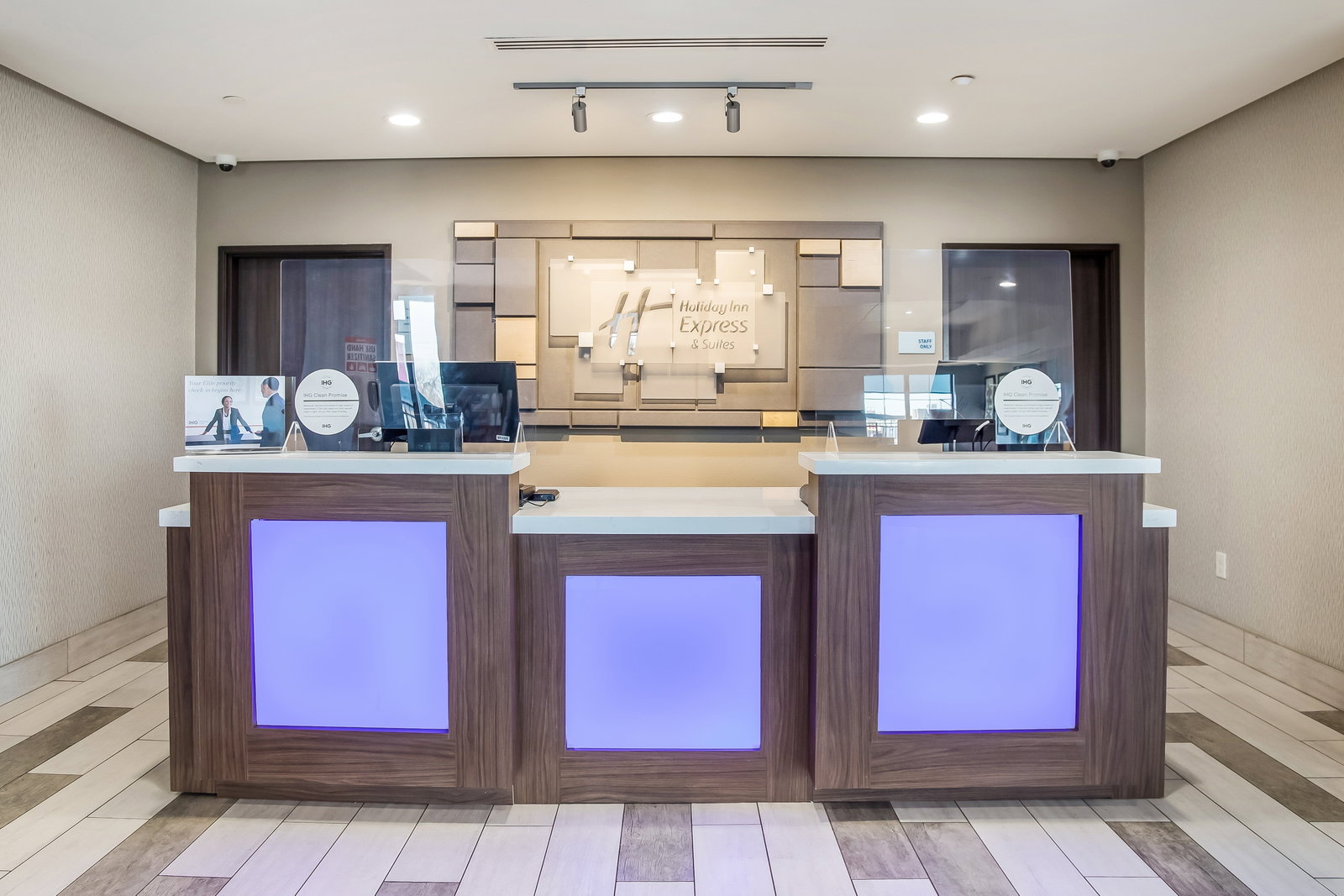 Holiday Inn Express & Suites Catoosa - thumb 5