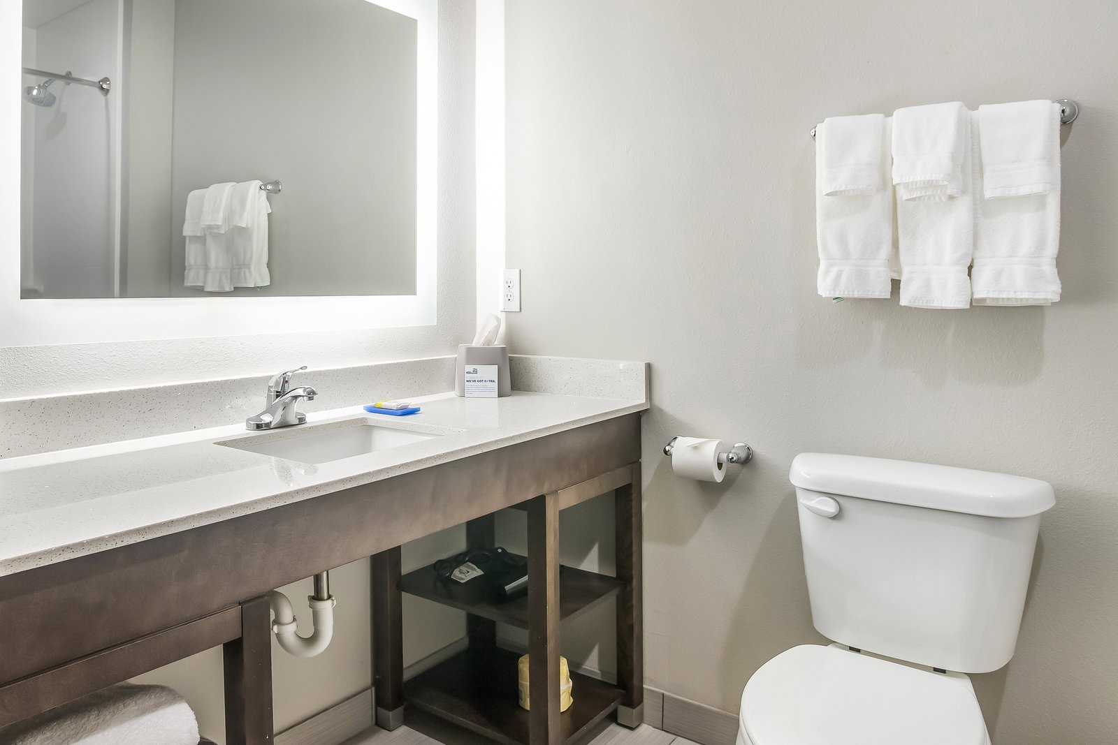 Holiday Inn Express & Suites Catoosa - thumb 8