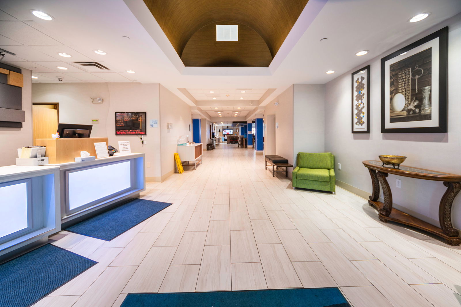 Holiday Inn Express Rochelle - thumb 5