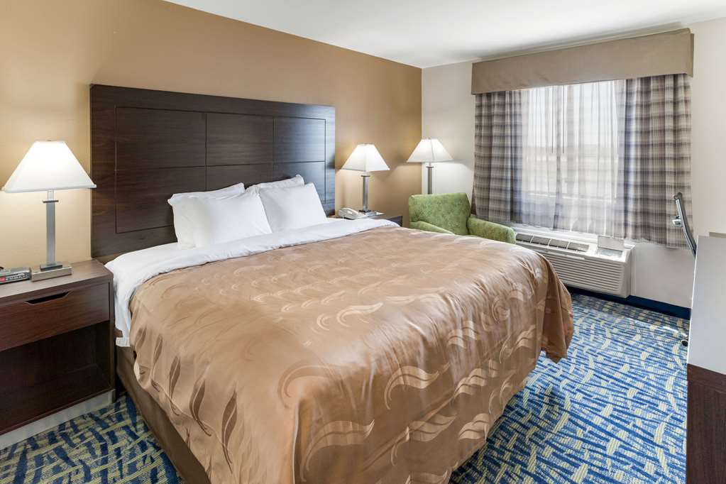 Quality Inn Rochelle - thumb 5