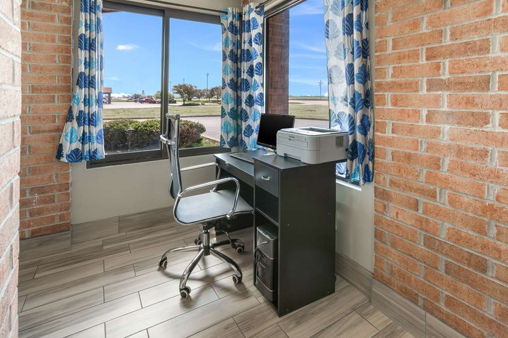 Quality Inn Rochelle - thumb 16