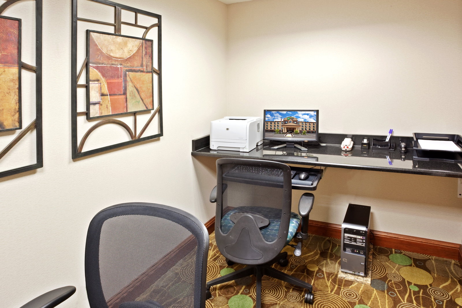 Holiday Inn Express Hotel & Suites - thumb 17