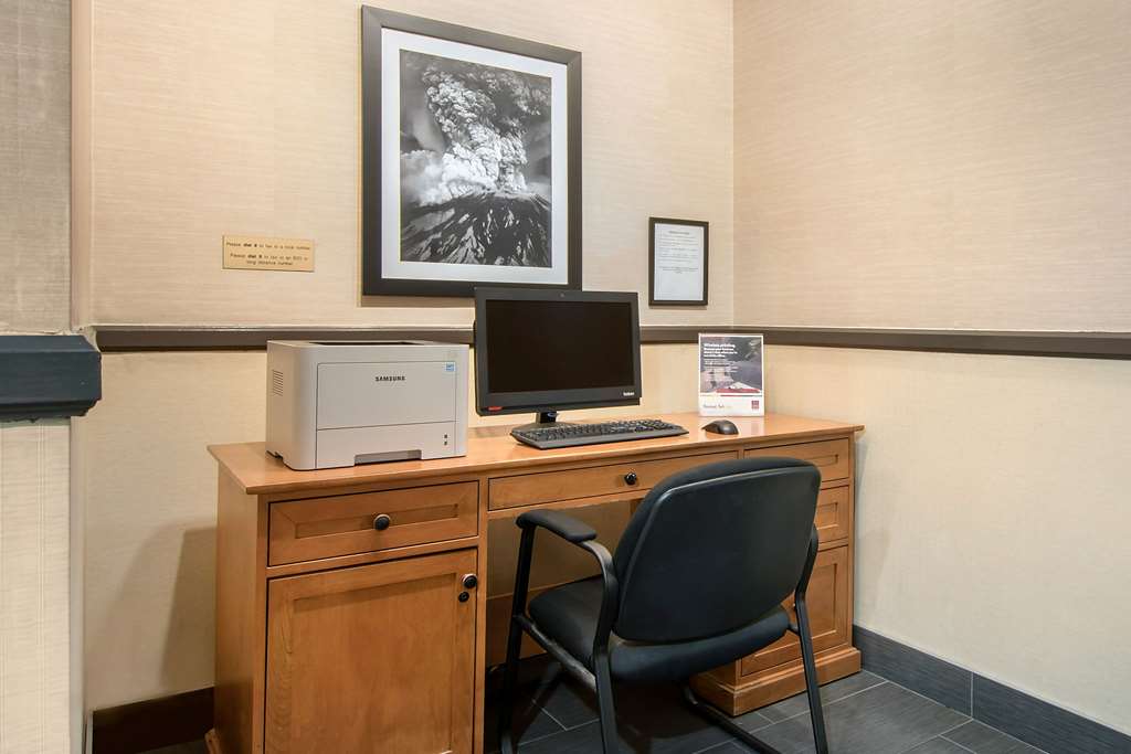 Comfort Suites Near Vancouver Mall - thumb 16