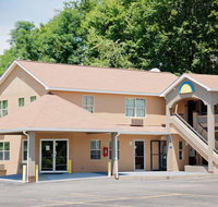 Days Inn Fairmont - Tourism House