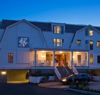 Forty 1 North Marina Resort - Tourism House