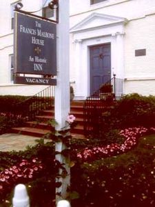 Francis Malbone House - thumb 1