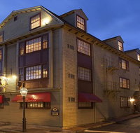 America's Cup Inn - Tourism House