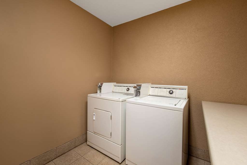 Days Inn Mitchell - thumb 14