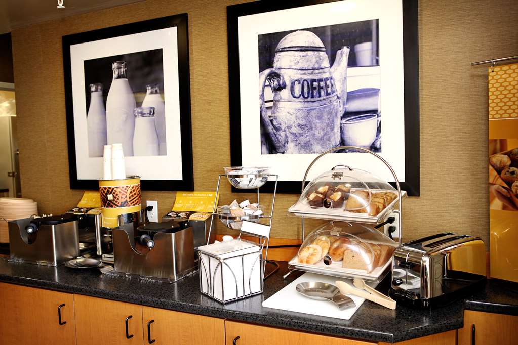 Hampton Inn - thumb 10