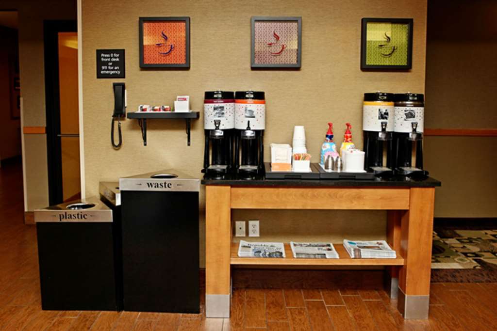 Hampton Inn - thumb 12