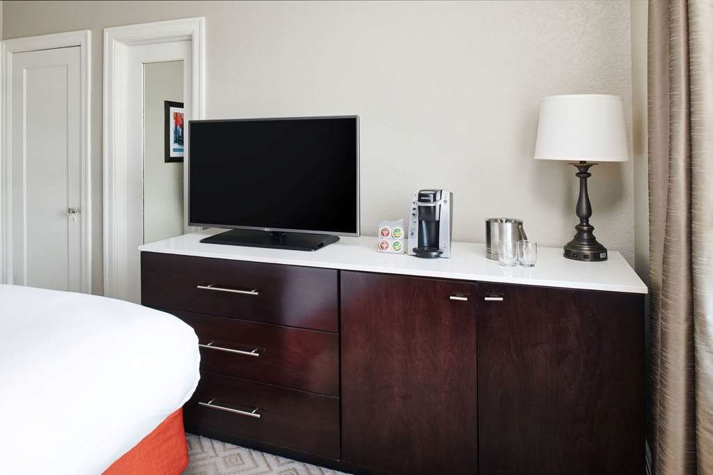 Hotel Alex Johnson, Curio Collection - thumb 17