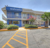 Motel 6 San Antonio - Tourism House