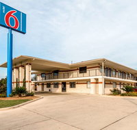Motel 6 San Antonio - South WW White Rd - Tourism House