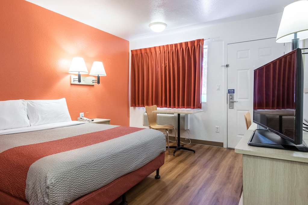 Motel 6 Longview - thumb 8