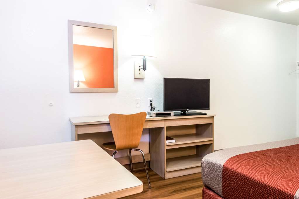 Motel 6 Longview - thumb 10