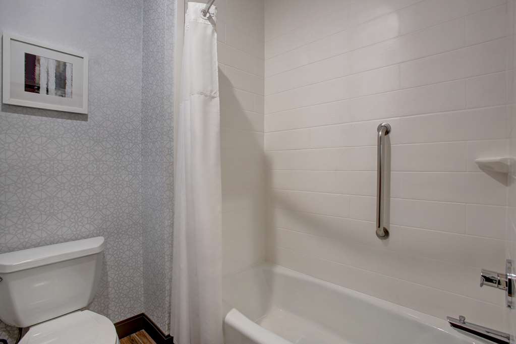 Hampton Inn & Suites Dallas - thumb 7
