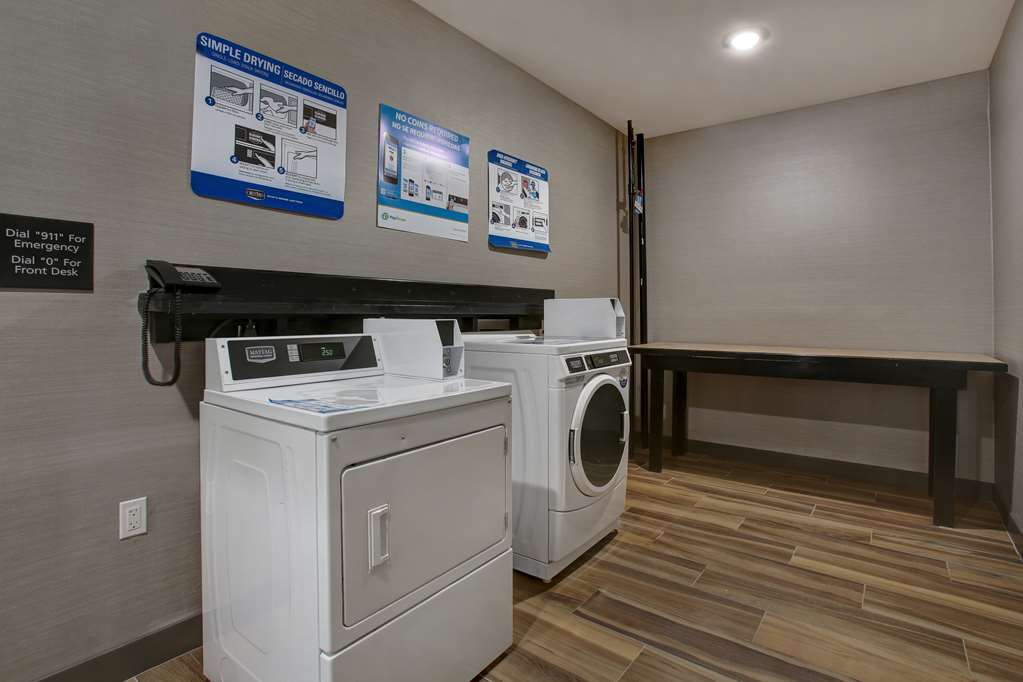 Hampton Inn & Suites Dallas - thumb 17