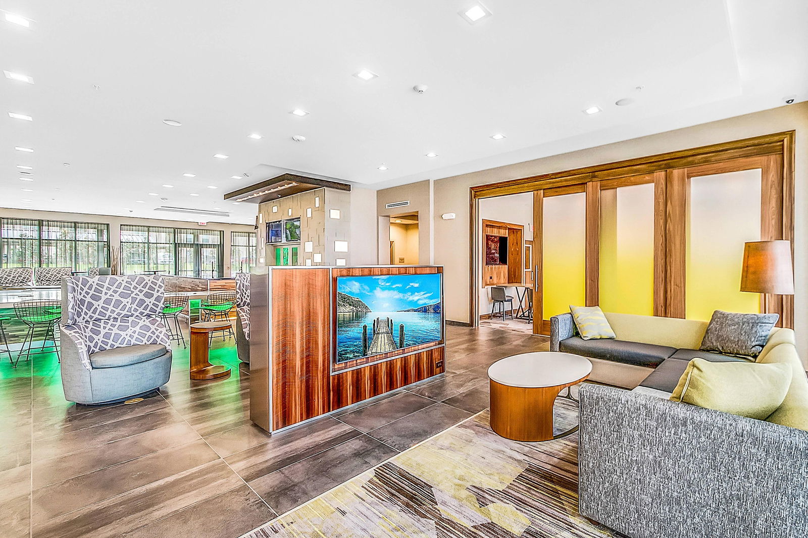 Courtyard Longview North - thumb 0