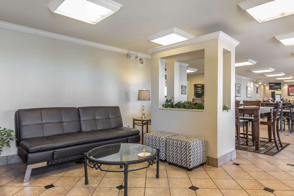 Econo Lodge Inn & Suites, Joplin - thumb 5