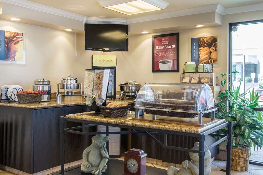 Econo Lodge Inn & Suites, Joplin - thumb 13