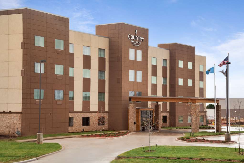 Country Inn & Suites Enid - thumb 0
