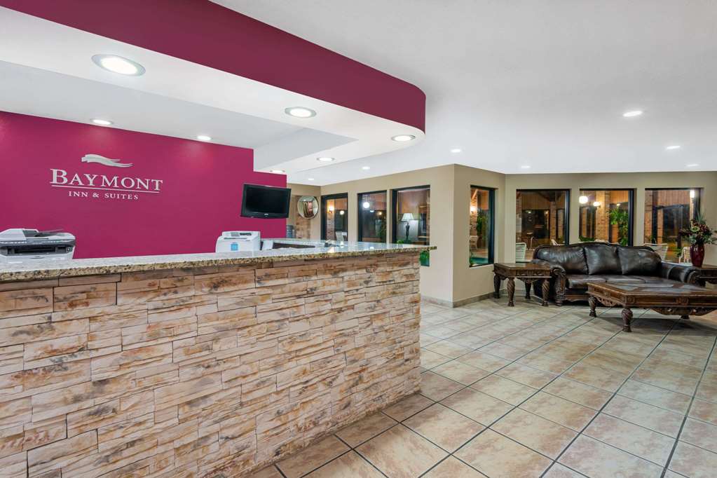 Baymont Inn & Suites Enid - thumb 1