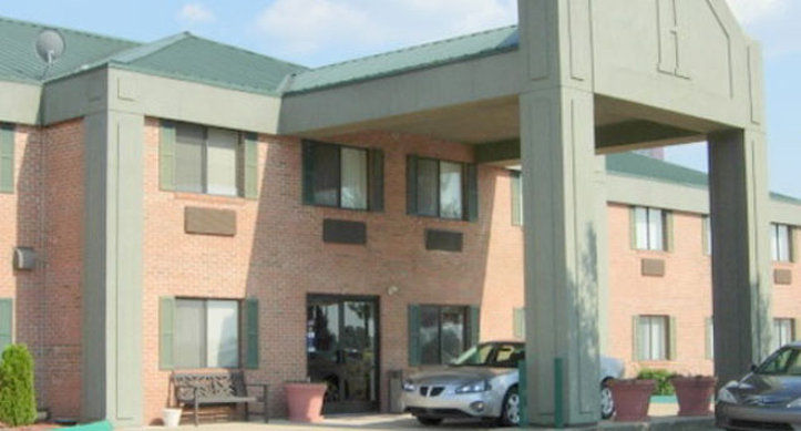 Country Hearth Inn Bowling Green - thumb 0