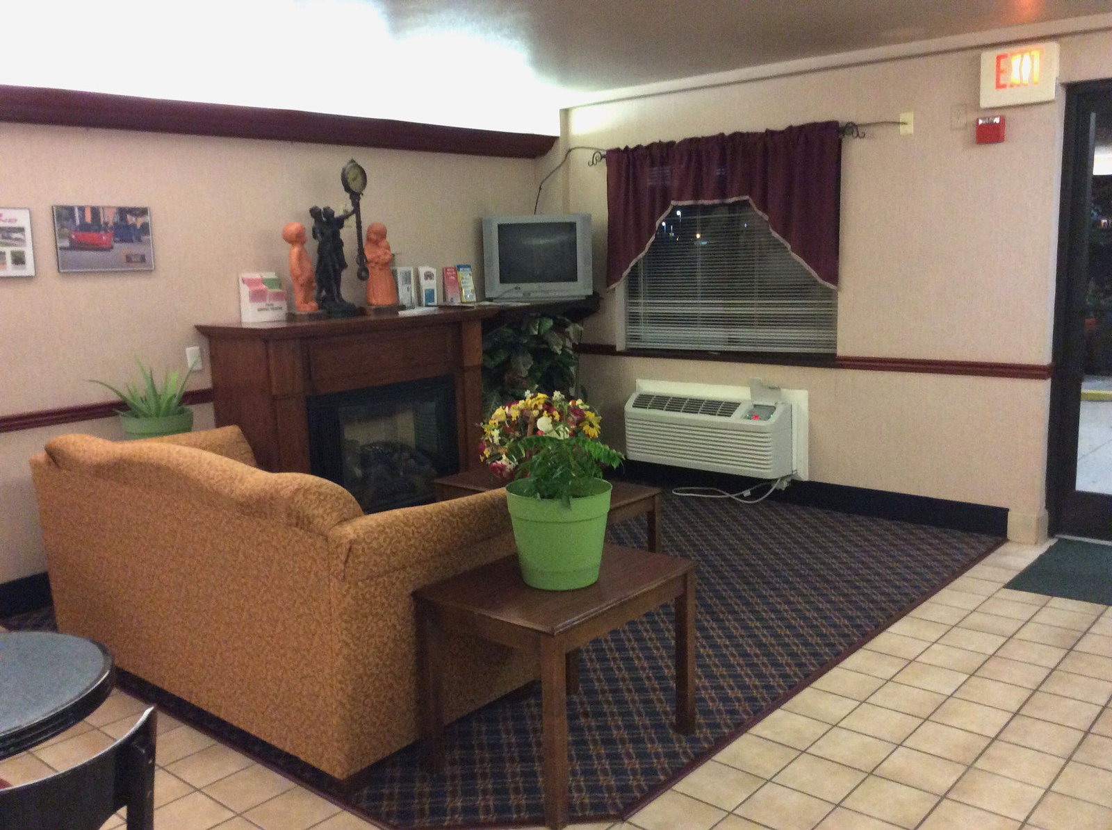 Country Hearth Inn Bowling Green - thumb 3