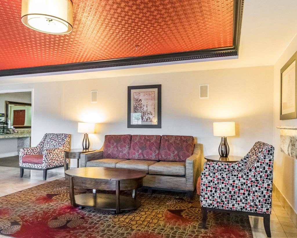Quality Inn & Suites University/Airport - thumb 3