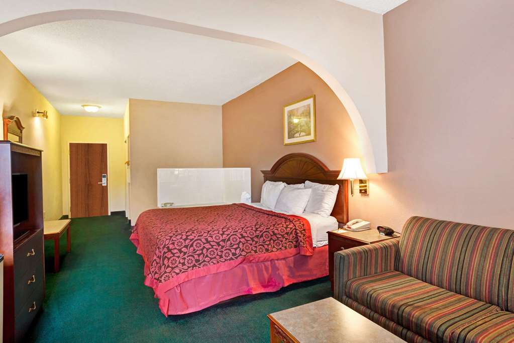 Days Inn & Suites Louisville Airport SW - thumb 9