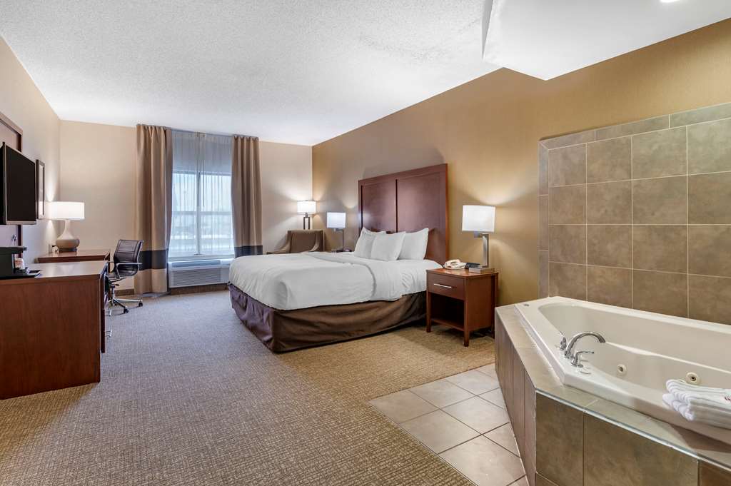 Comfort Inn Louisville - thumb 5
