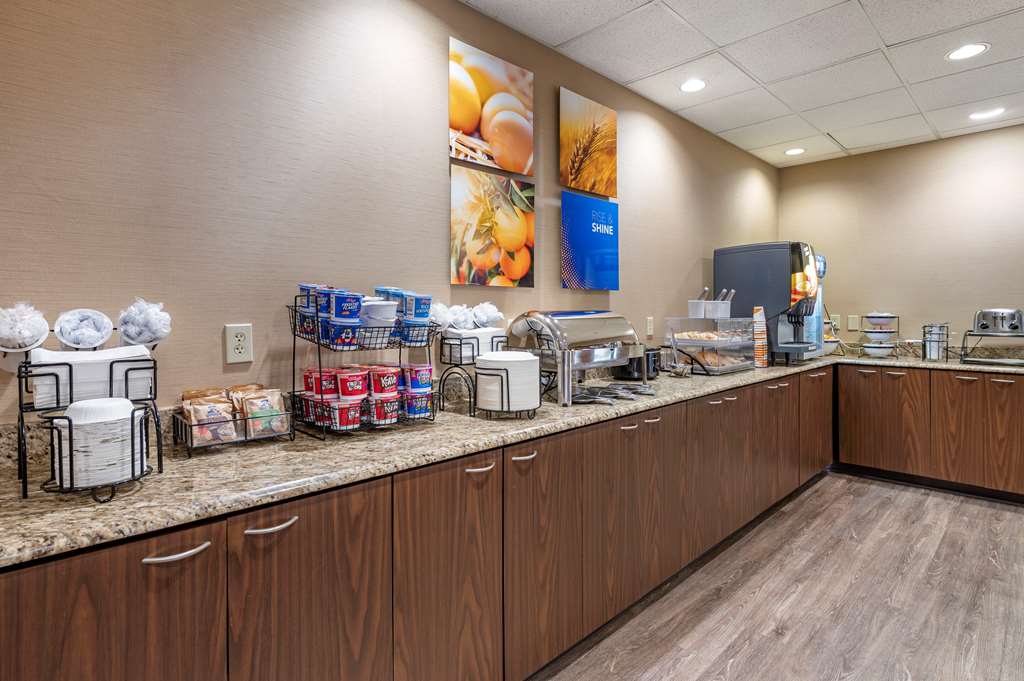 Comfort Inn Louisville - thumb 9