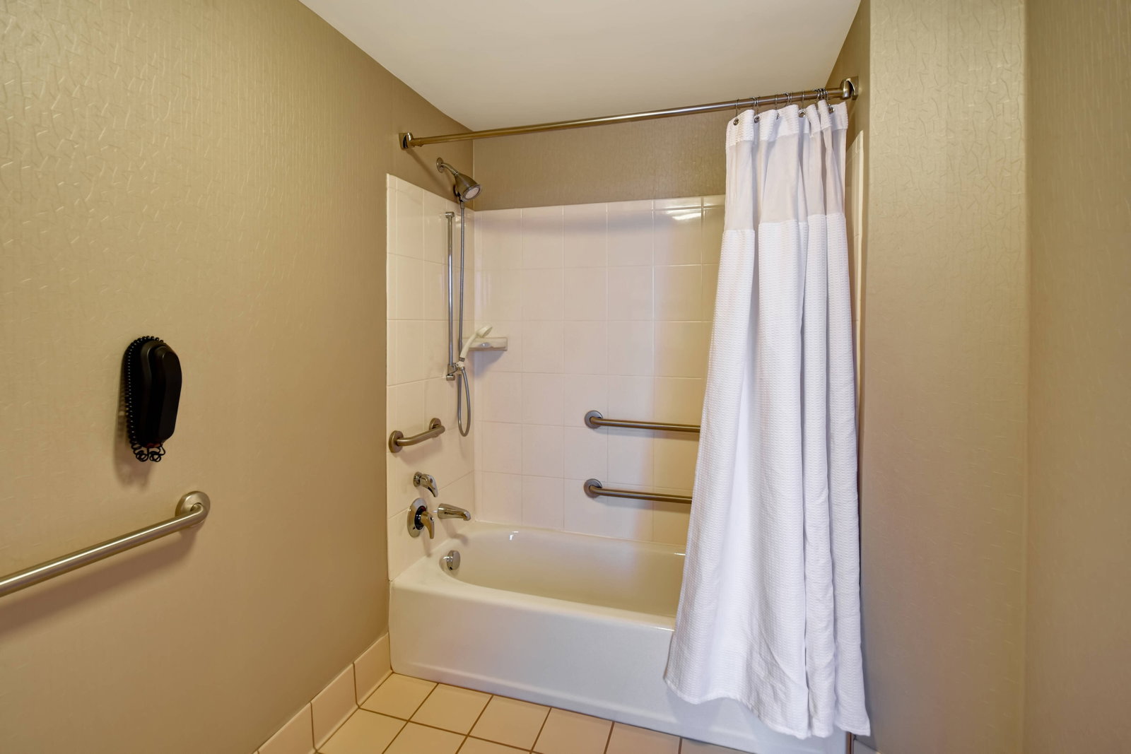 SpringHill Suites Louisville Airport - thumb 6