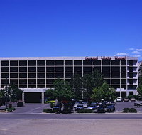 Grand Vista Hotel - Tourism House