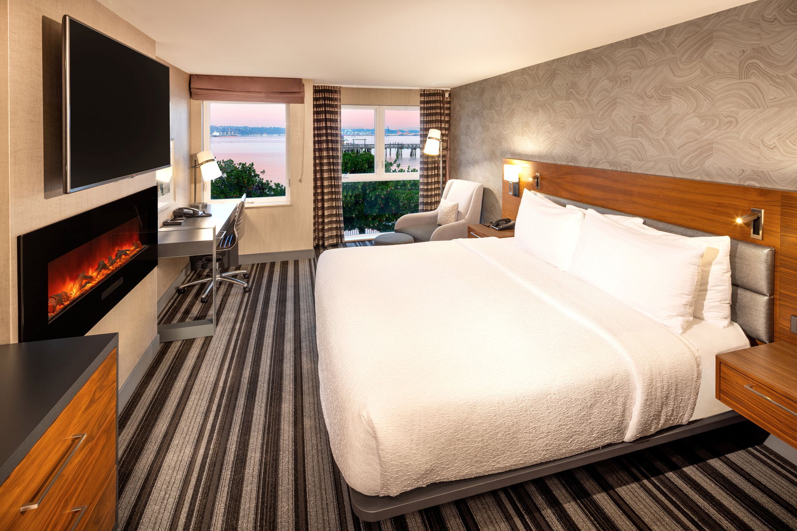 Silver Cloud Inn - thumb 6