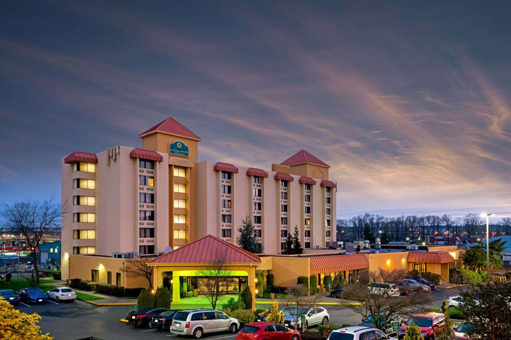 La Quinta Inn & Suites Tacoma - Seattle - thumb 2