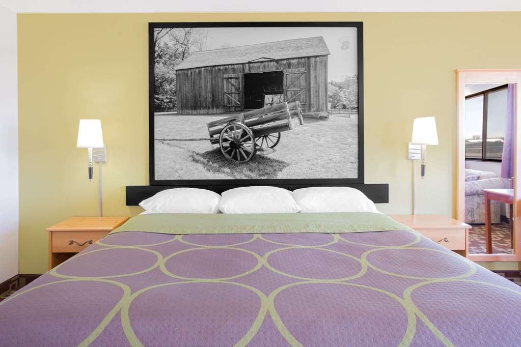 Super 8 Independence - thumb 14