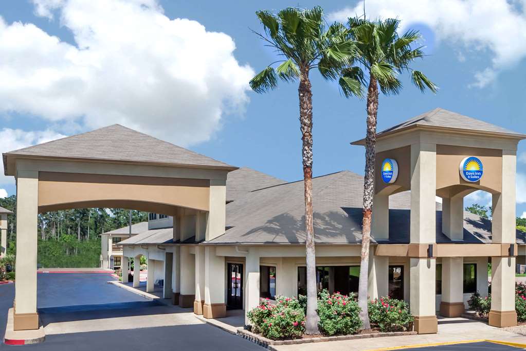 Days Inn & Suites Huntsville - thumb 2