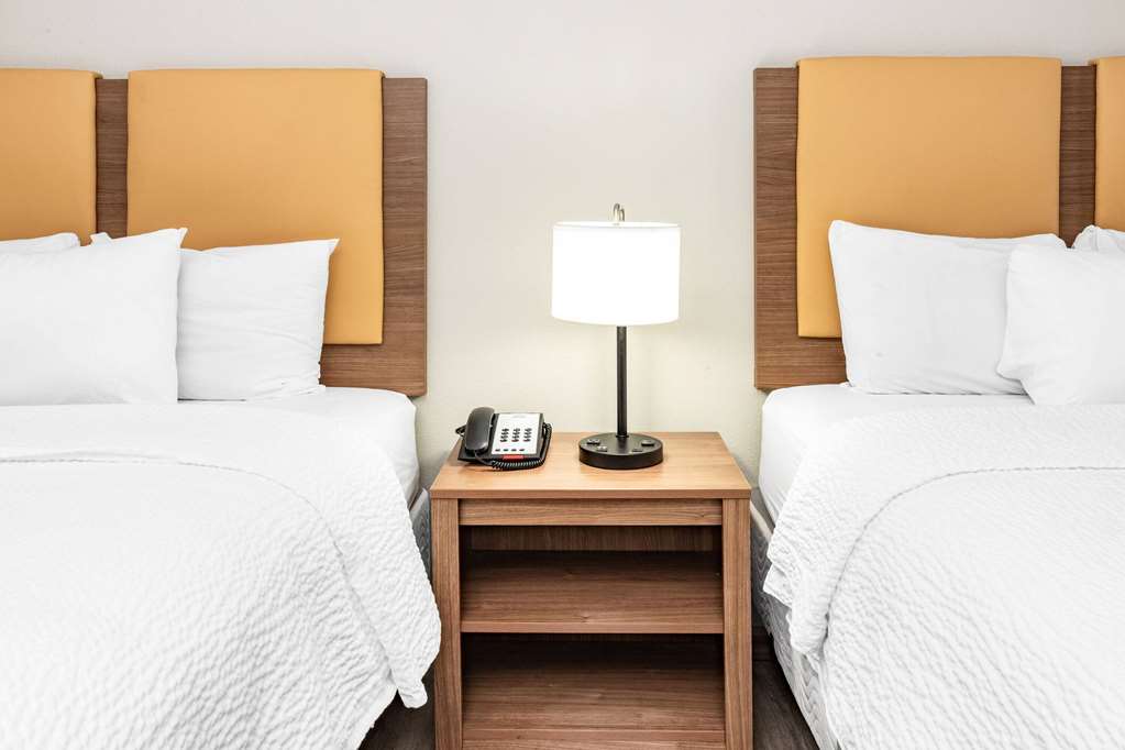 Days Inn & Suites Huntsville - thumb 4