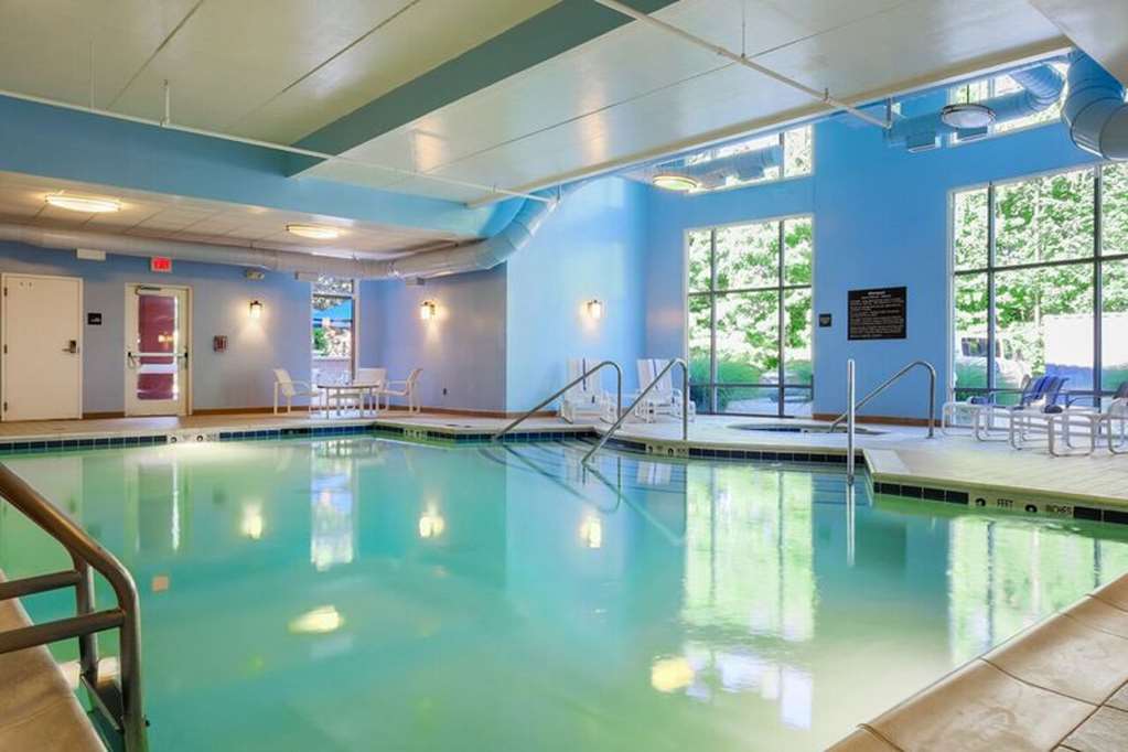 Hampton Inn & Suites Poughkeepsie - thumb 9