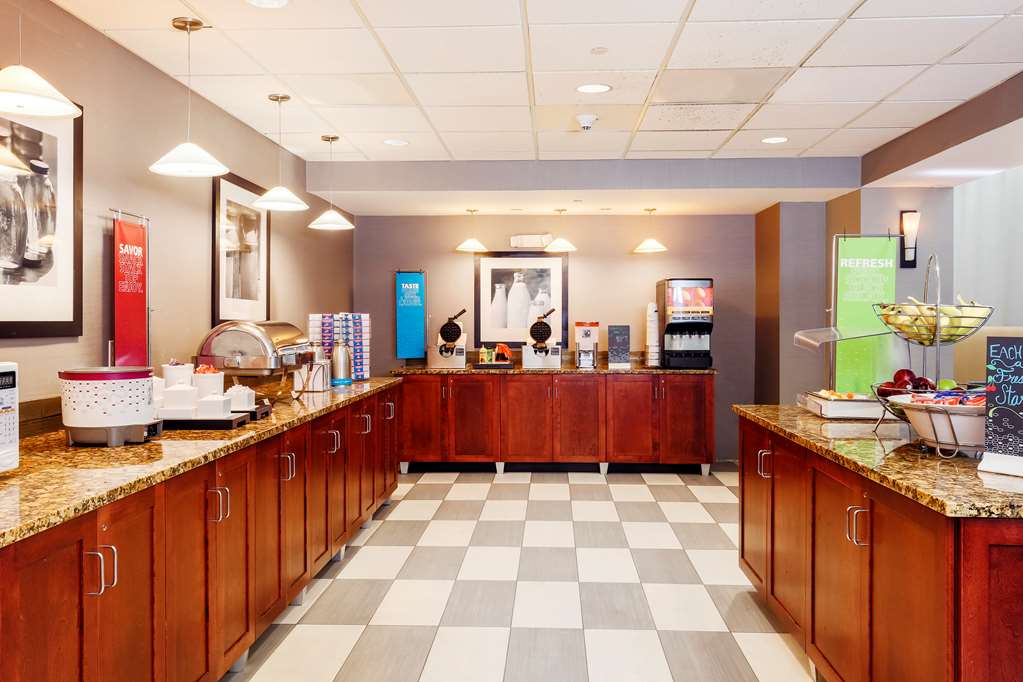 Hampton Inn & Suites Poughkeepsie - thumb 13