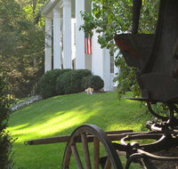 The General Lewis Inn - Tourism House